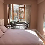 아파트 New In Center 2 Bedroom 7 Stars *