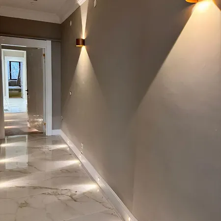 New In Center 2 Bedroom 7 Stars Appartamento *