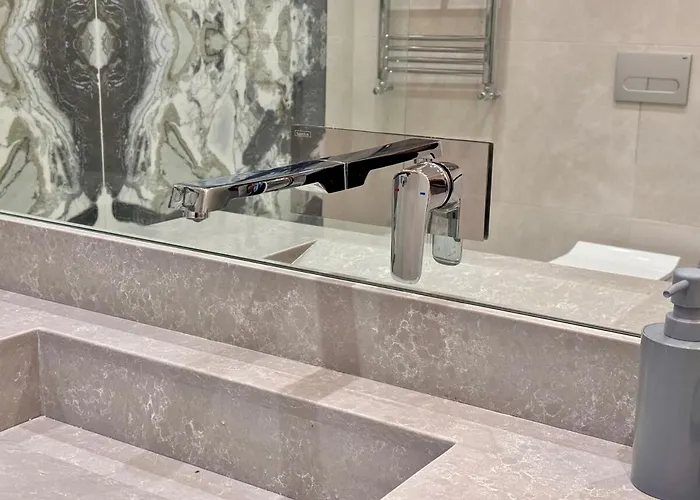 Apartment New In Center 2 Bedroom 7 Stars