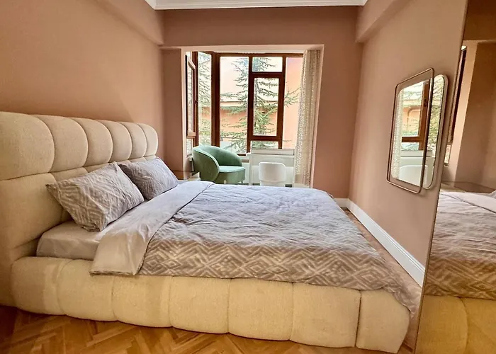 Apartment New In Center 2 Bedroom 7 Stars *